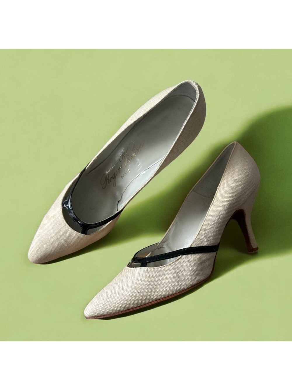 Roger Vivier Ecru Fabric Pumps Black Patent Trim Saks 6.5B 1950s 1960s